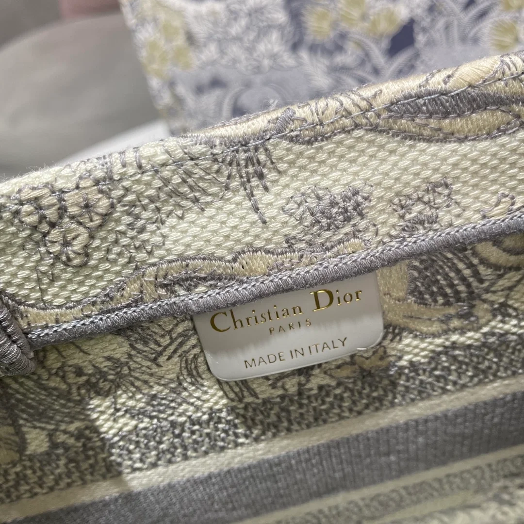 디올 북 토트 스몰 백 아이보리