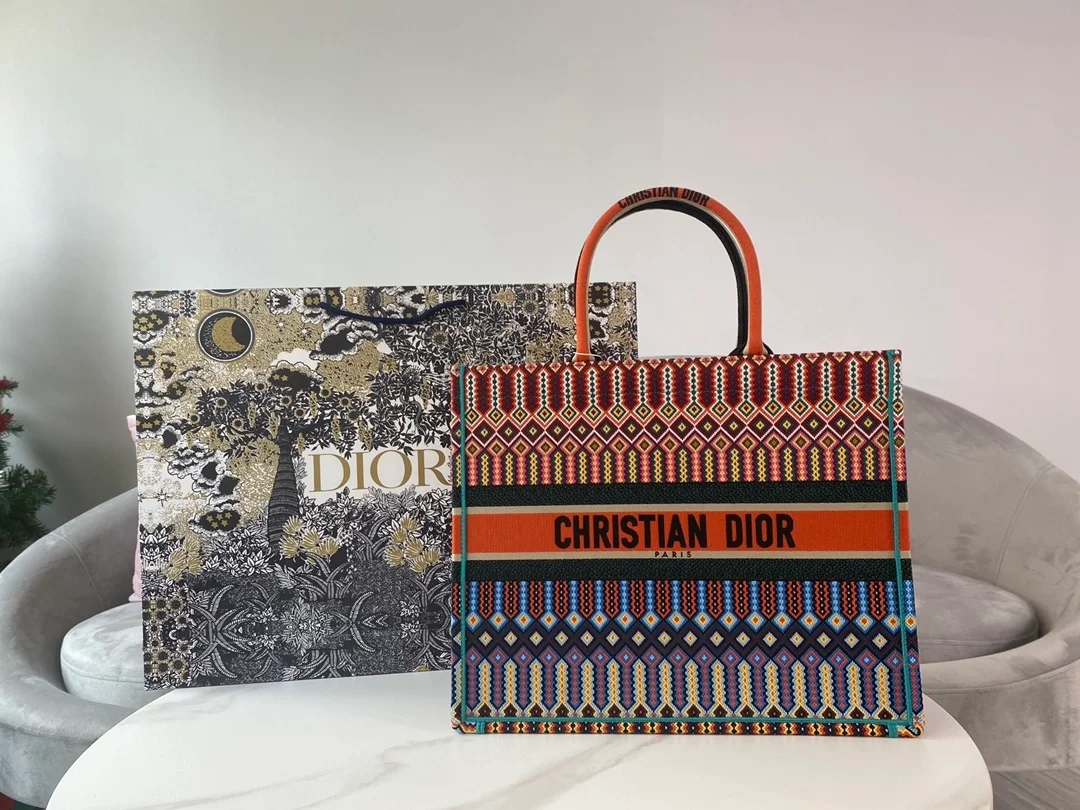 디올 캔버스 멀티 컬러 북 토트 라지백