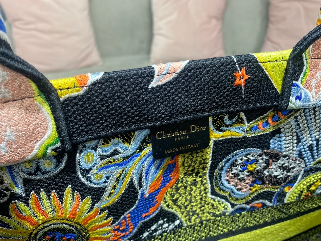 디올 블랙 멀티 컬러 북 토트 라지 백