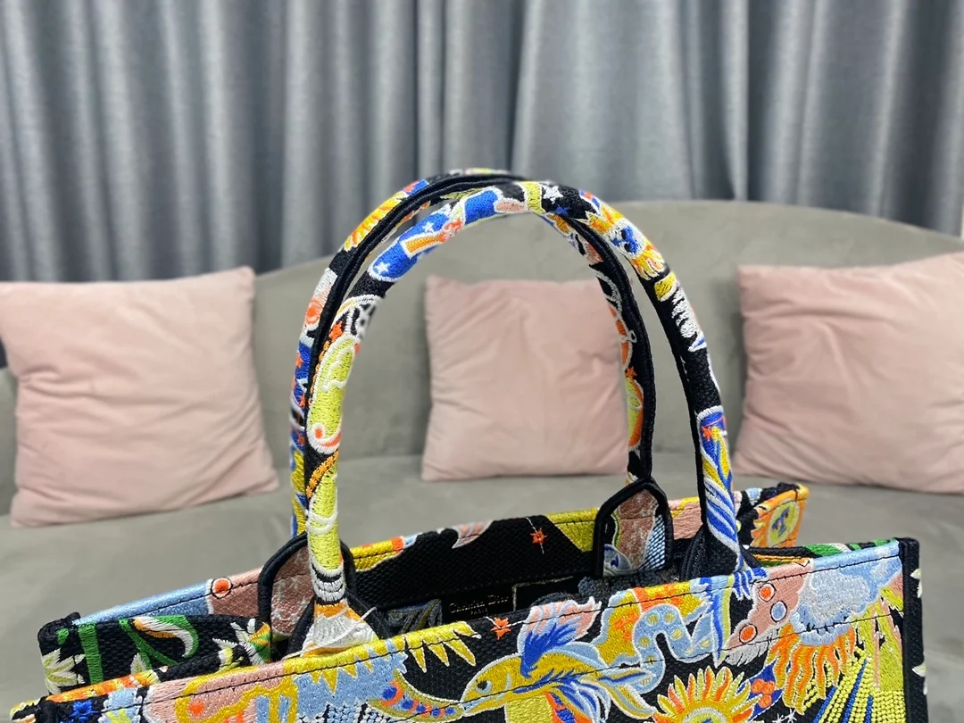 디올 블랙 멀티 컬러 북 토트 미디움 백