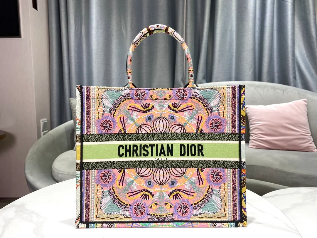 디올 멀티컬러 핑크 북 토트 라지 백