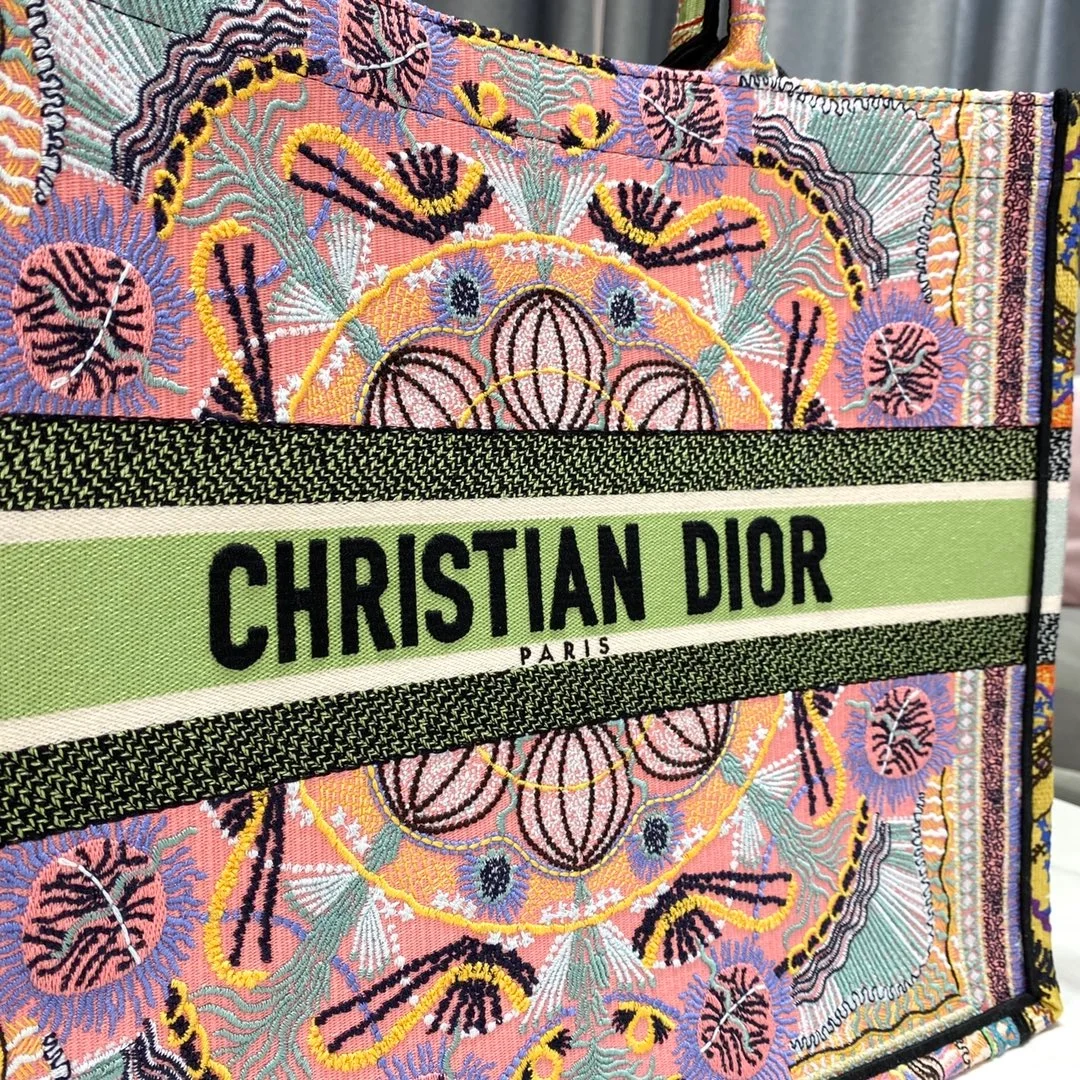 디올 멀티컬러 핑크 북 토트 라지 백