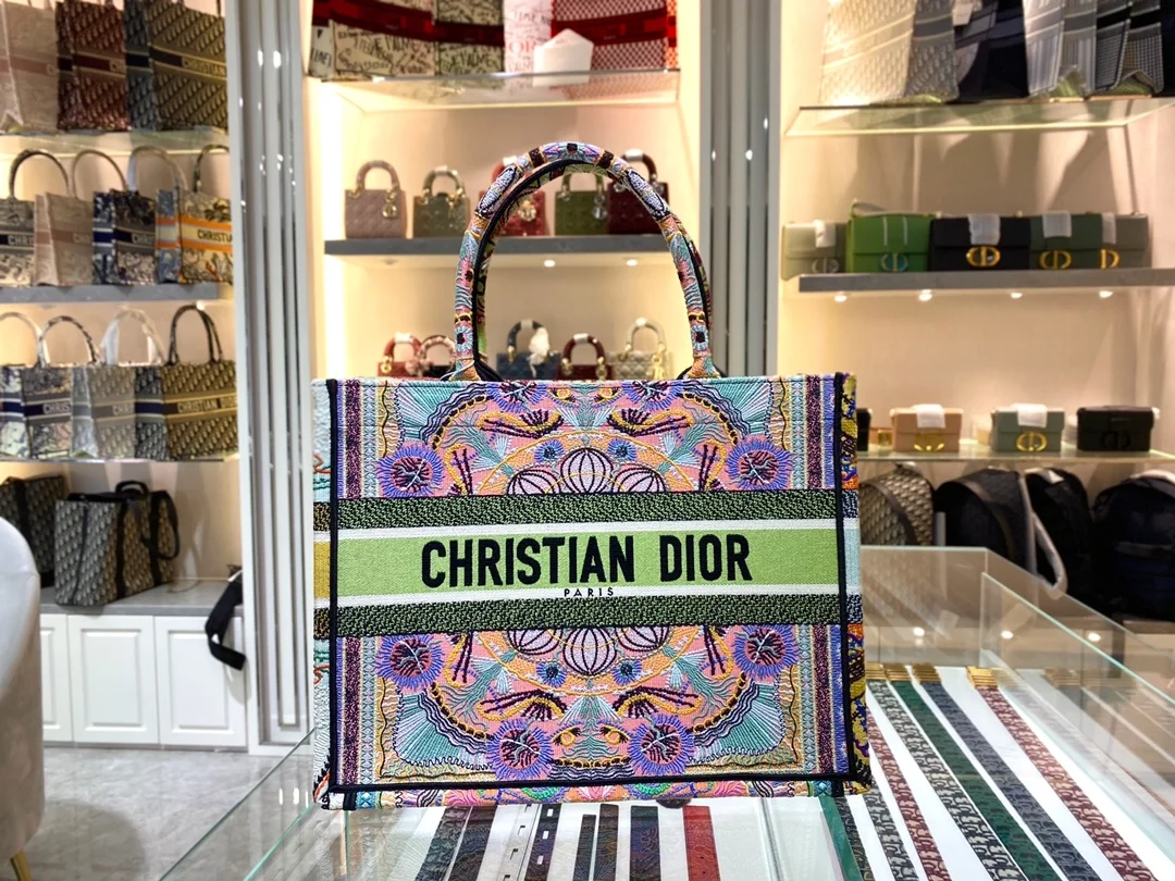 디올 멀티컬러 핑크 북 토트 미디움 백