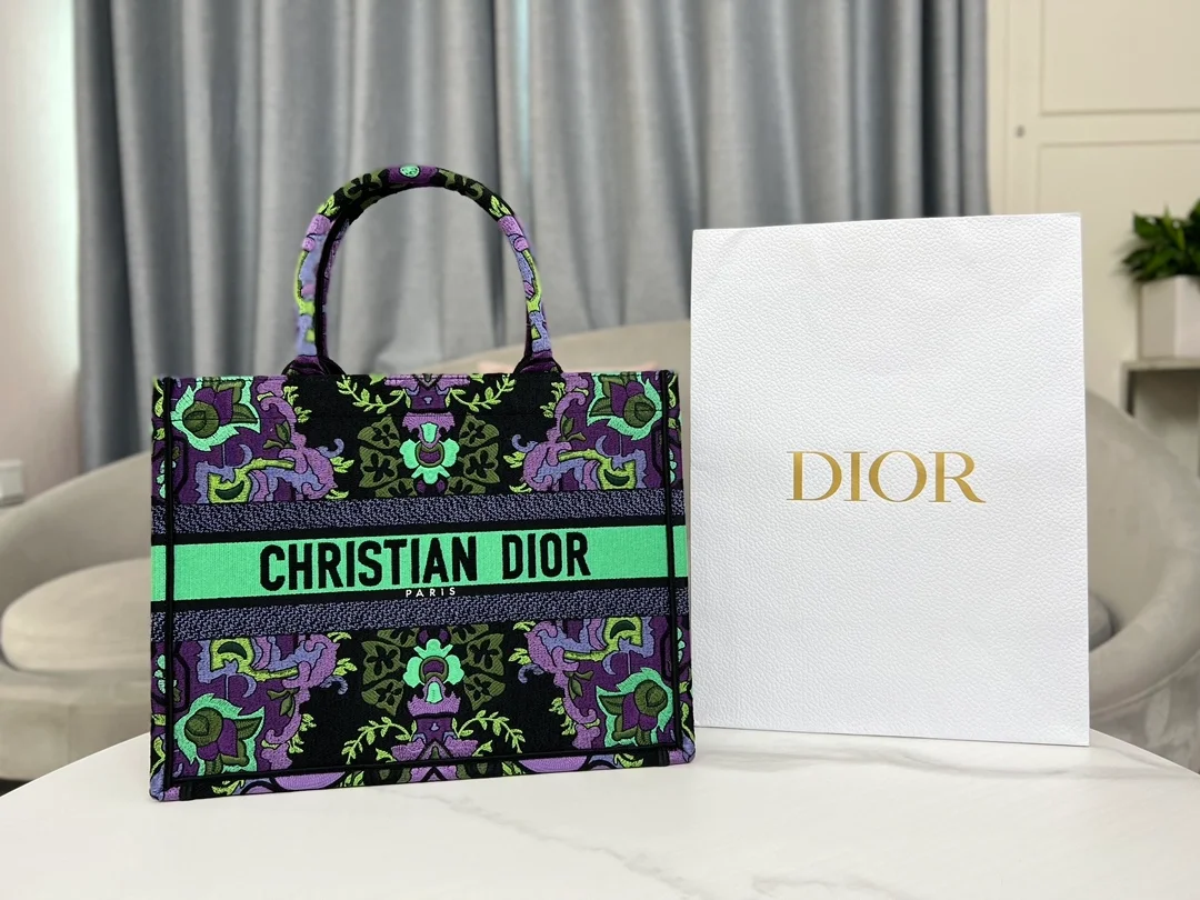 디올 인디언 퍼플 자수 북 토트 미디움 백