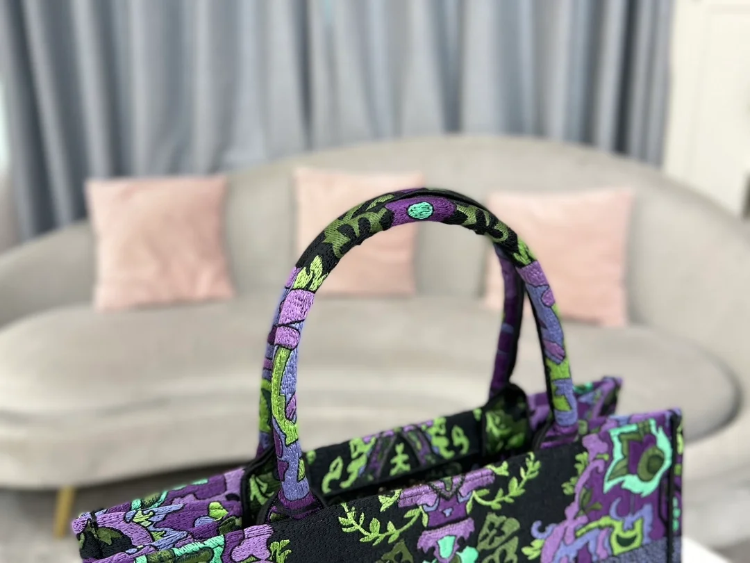 디올 인디언 퍼플 자수 북 토트 미디움 백