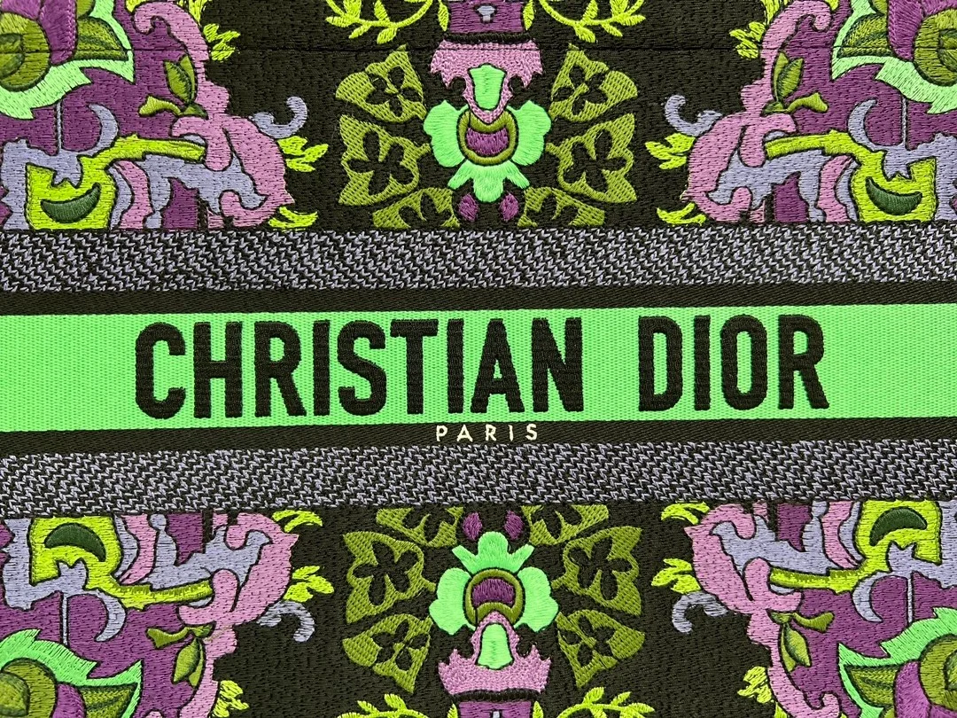 디올 인디언 퍼플 자수 북 토트 미디움 백