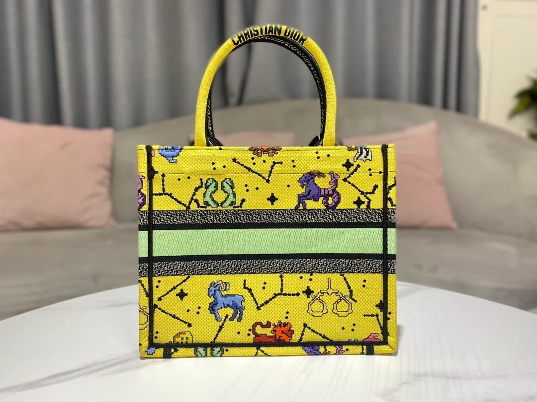 디올 픽셀 조디악 자수 북 토트 스몰 백 옐로우