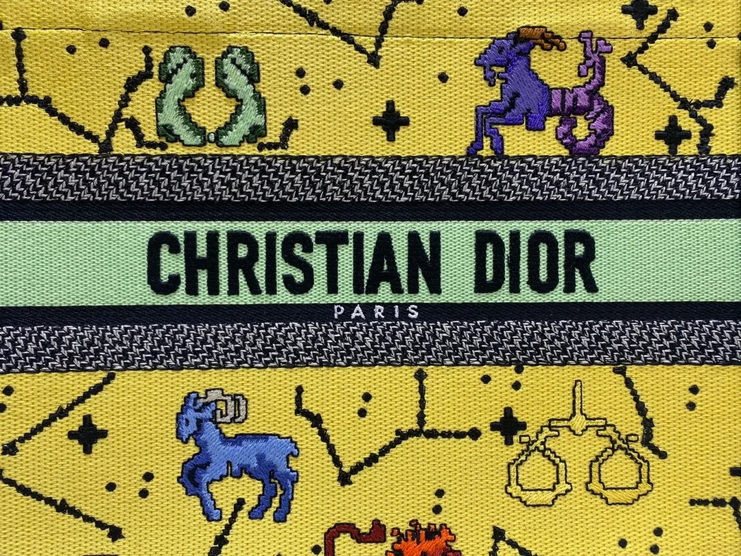 디올 픽셀 조디악 자수 북 토트 스몰 백 옐로우