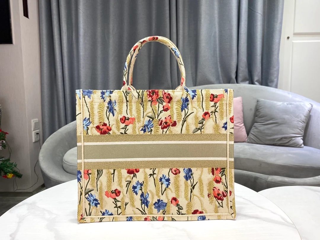 디올 플로라 자수 북 토트 라지 백