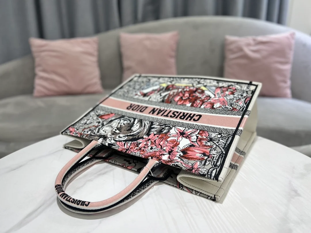 디올 멀티컬러 La Force 북 토트 라지 백