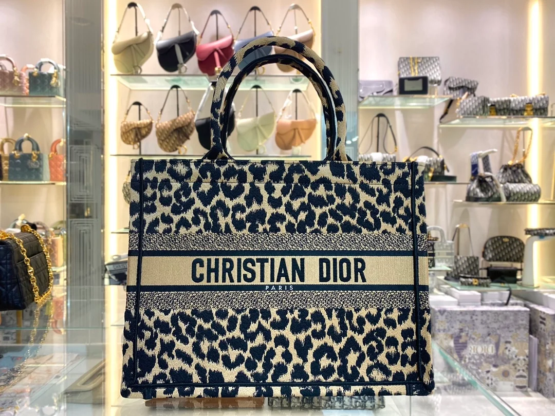 디올 레오파드 북 토트 미디움 백