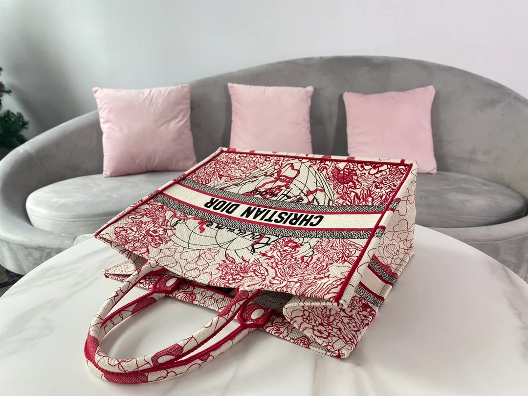 디올 아무르 D-ROYAUME 북 토트 라지 백