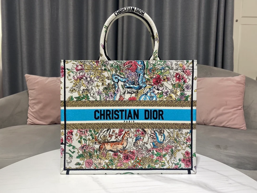 디올 북 토트 라떼 멀티컬러 라지 백