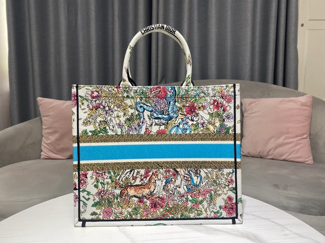 디올 북 토트 라떼 멀티컬러 라지 백