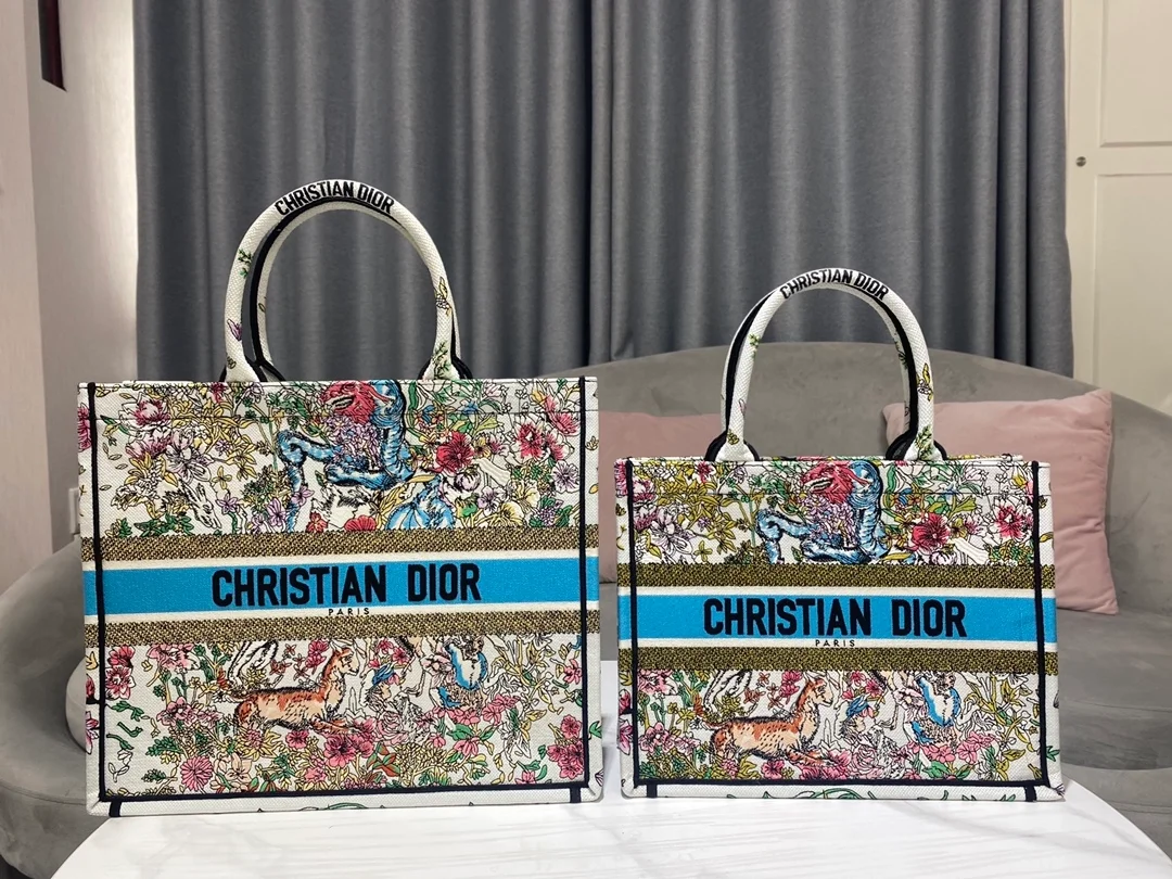 디올 북 토트 라떼 멀티컬러 미디움 백