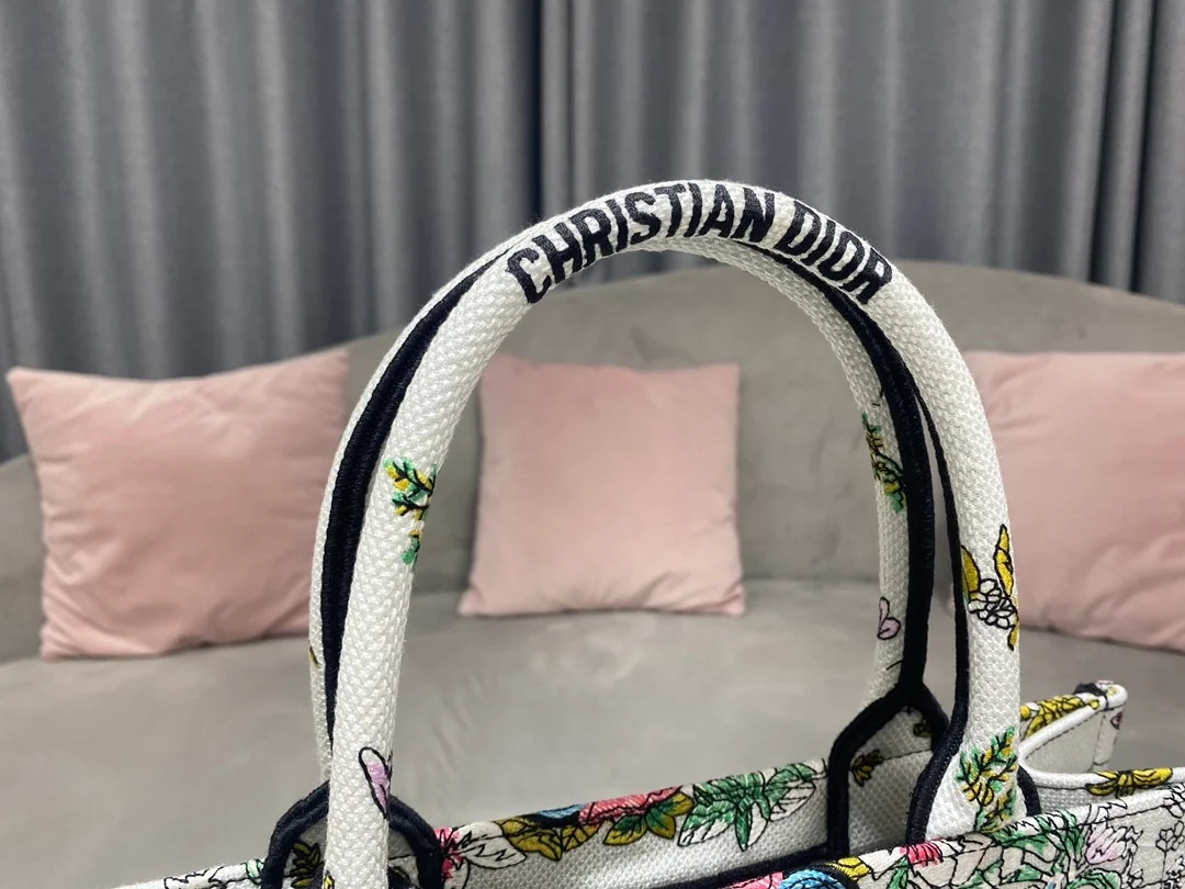 디올 북 토트 라떼 멀티컬러 미디움 백