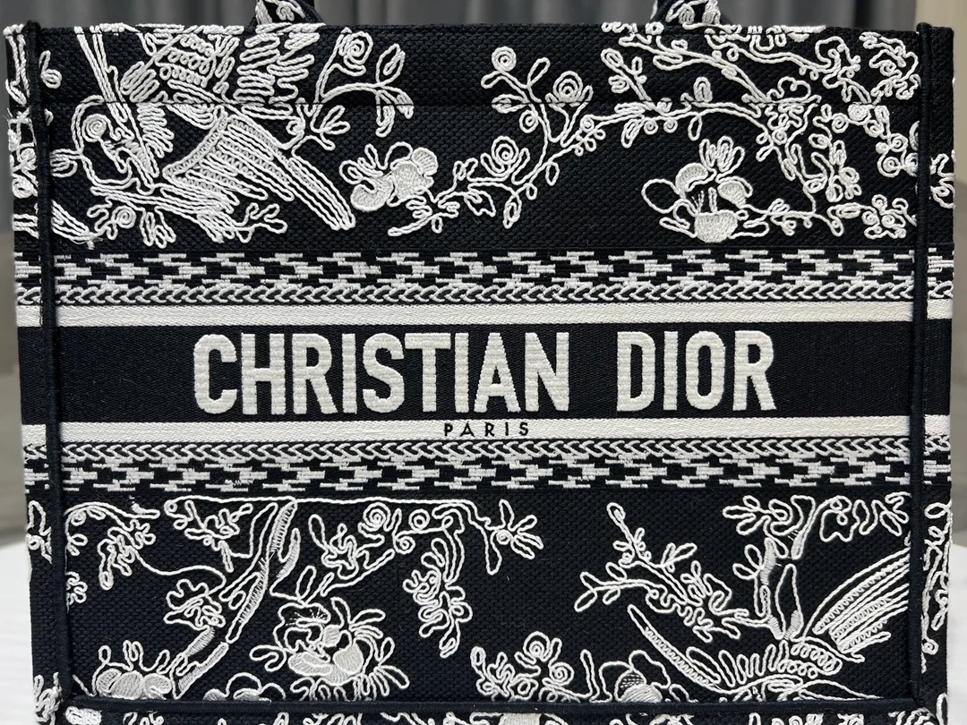 디올 북 토트 블랙 미디움 백