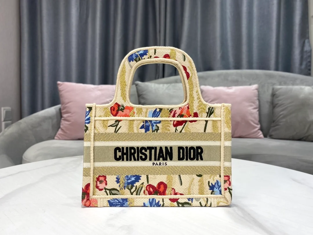 디올 히비스커스 자수 캔버스 미니 북 토트백