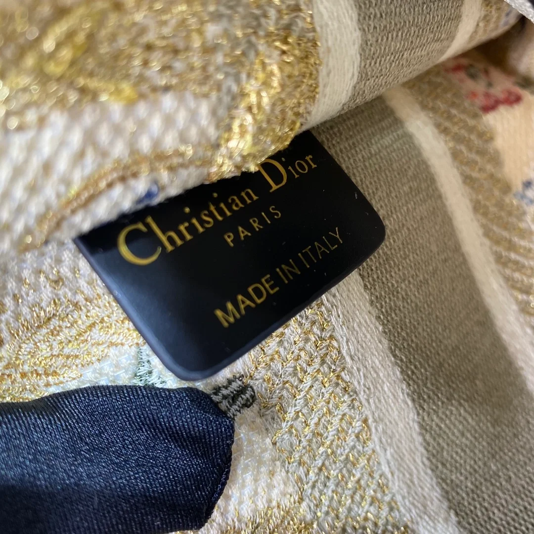 디올 히비스커스 자수 캔버스 미니 북 토트백