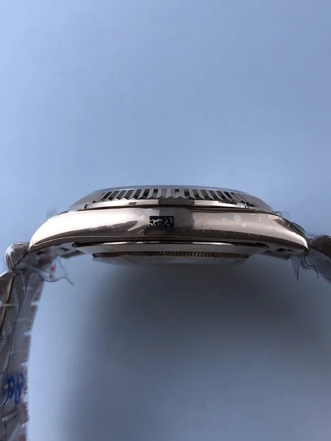 롤렉스 데이데이트 40mm 로즈골드 브라운