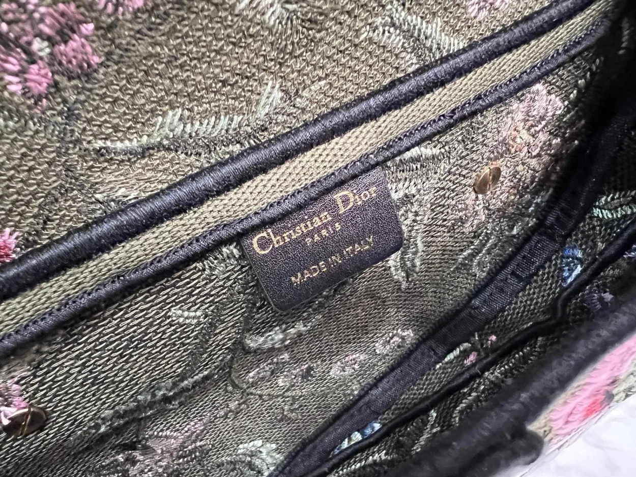 디올 그린 멀티 컬러 새들 백