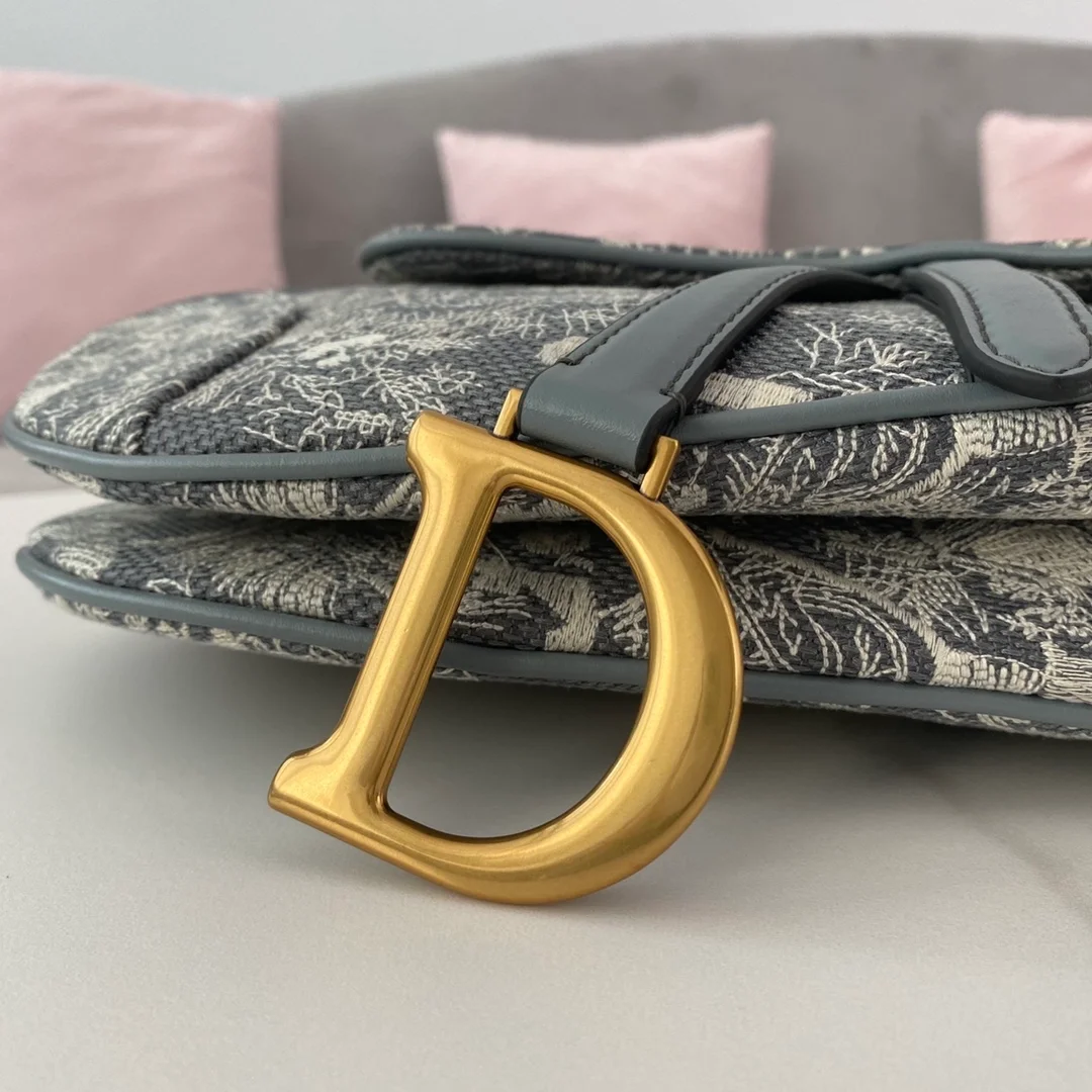 디올 레이디 새들 숄더 백 그레이