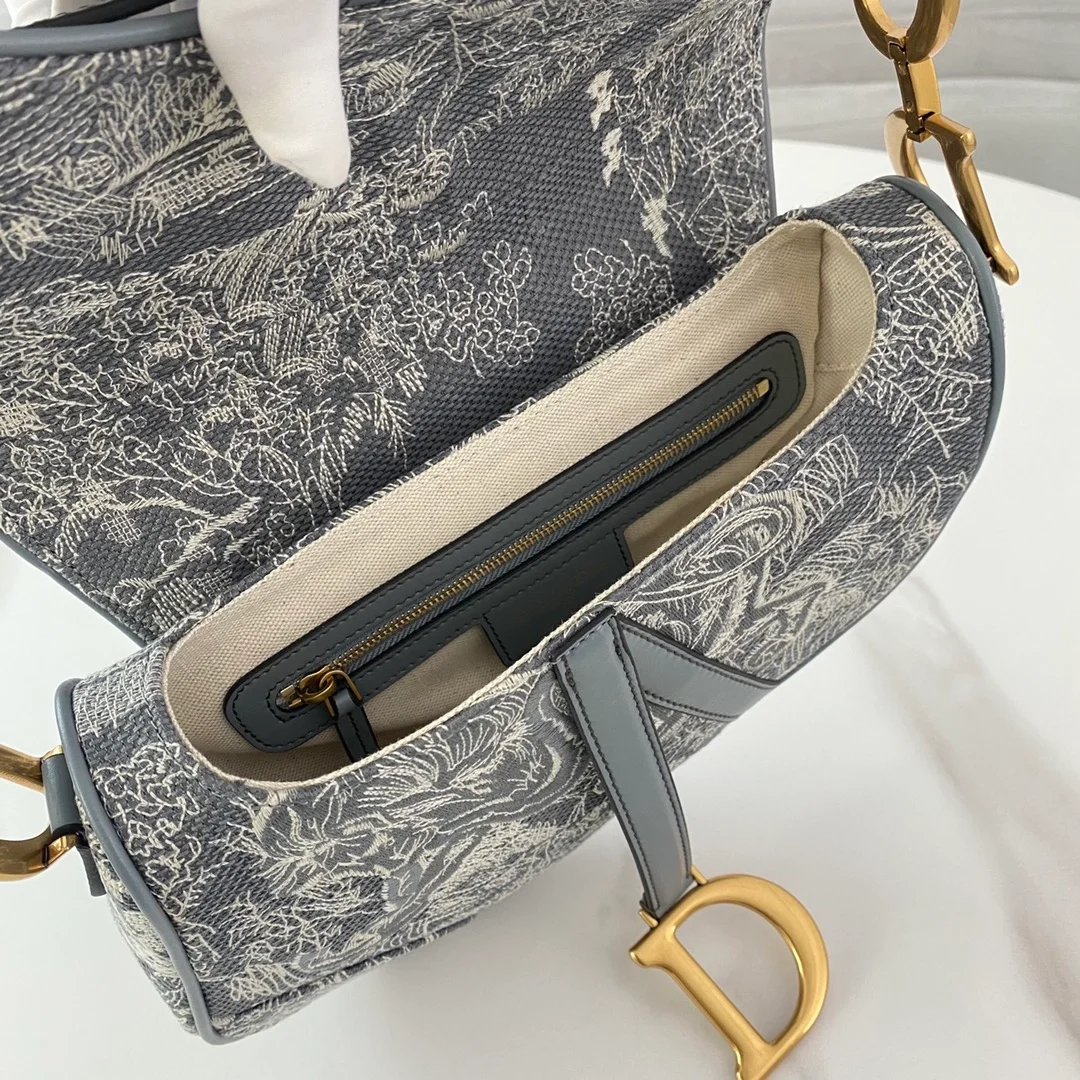 디올 레이디 새들 숄더 백 그레이