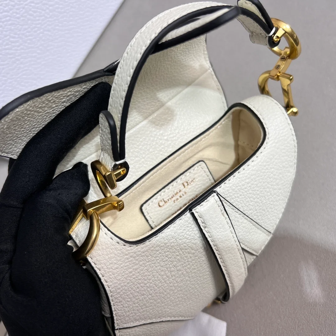 디올 마이크로 새들 백 화이트