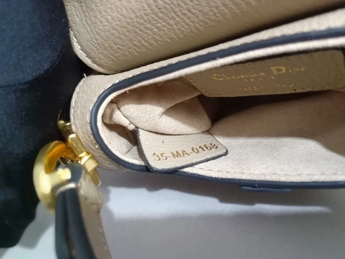 디올 마이크로 새들 백 베이지 카키