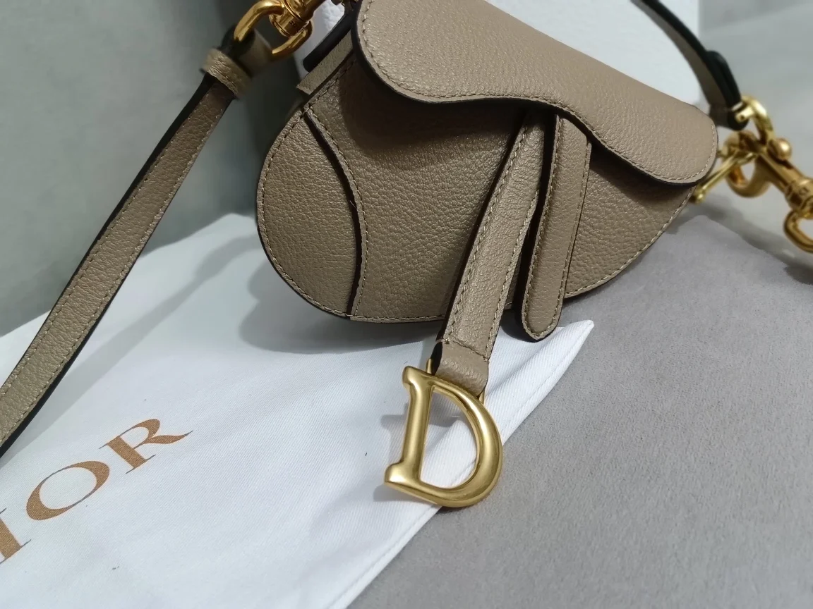 디올 마이크로 새들 백 베이지 카키