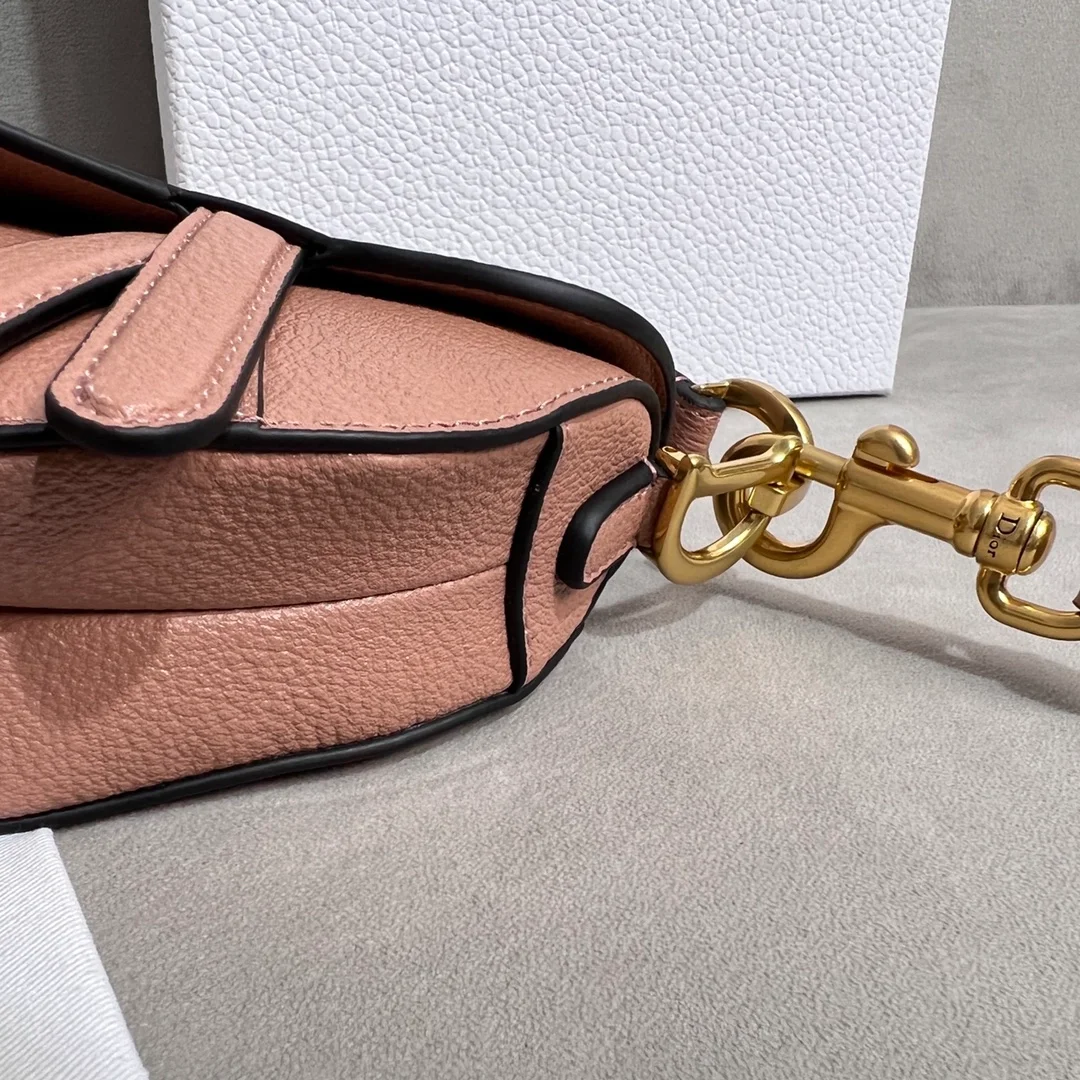 디올 마이크로 새들 백 로즈