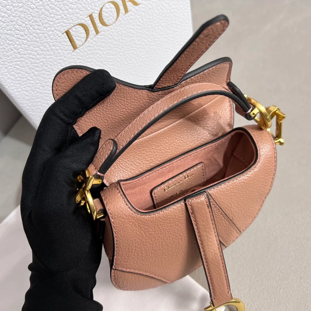 디올 마이크로 새들 백 로즈