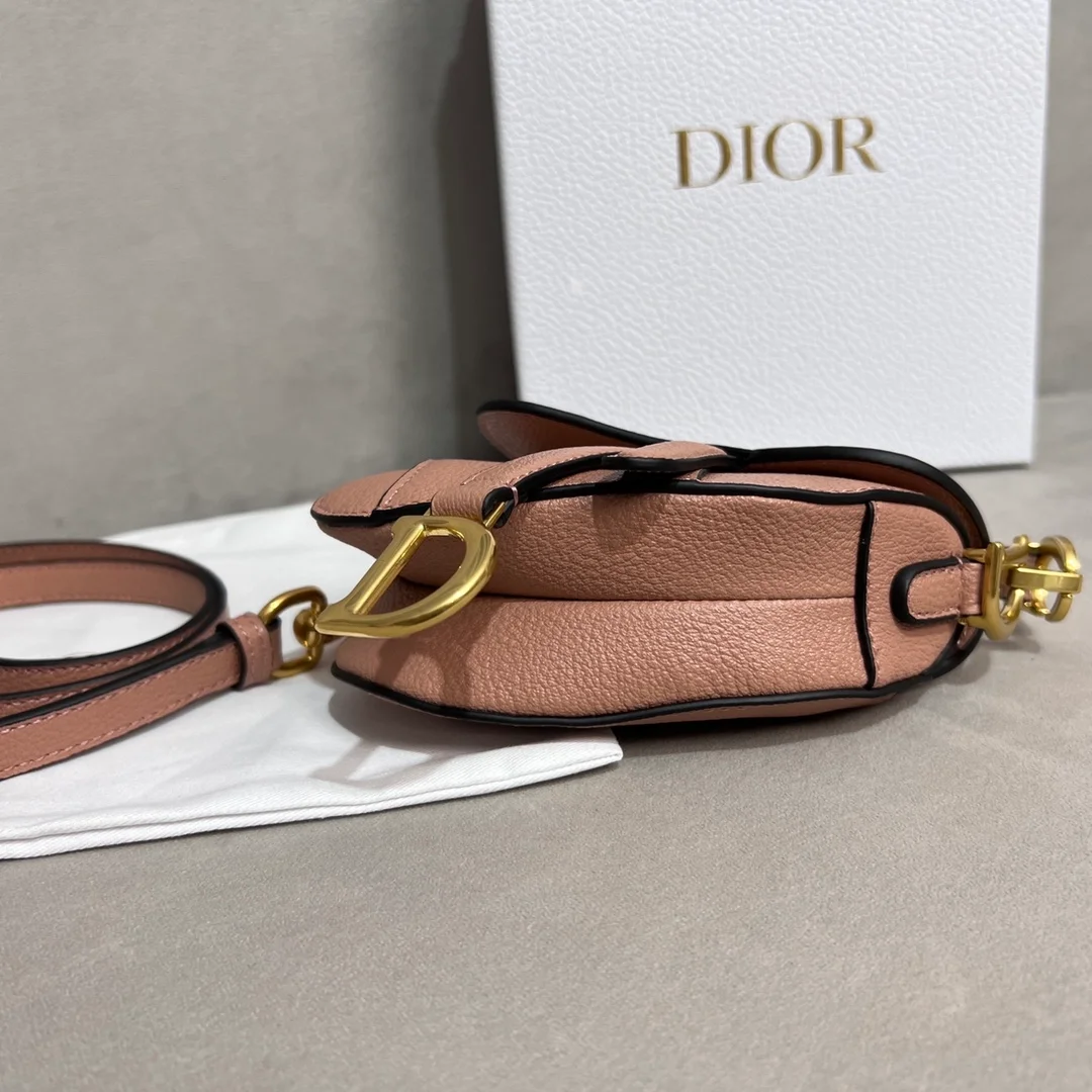 디올 마이크로 새들 백 로즈