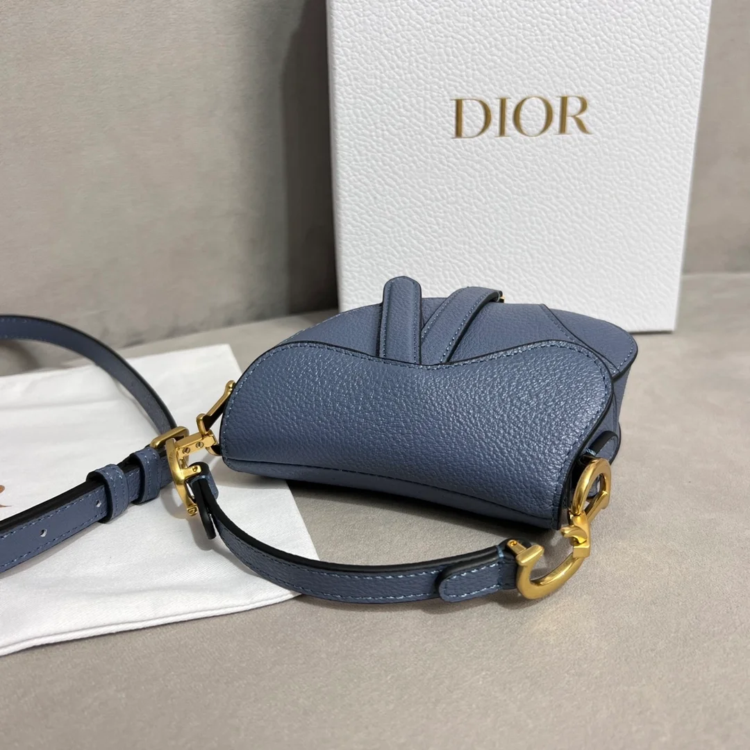 디올 마이크로 새들 백 데님 블루