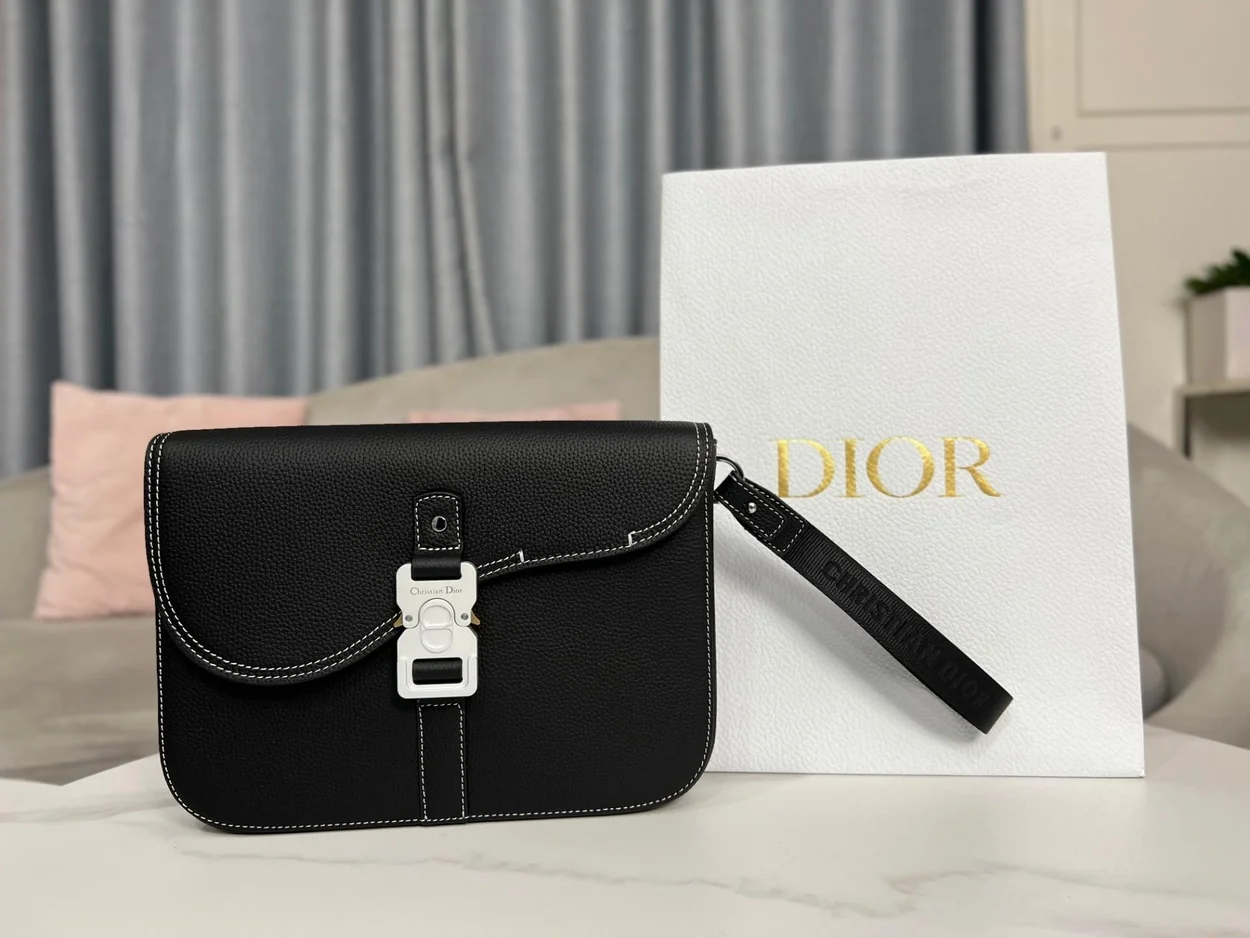 디올 새들 A4 파우치 클러치 백 블랙