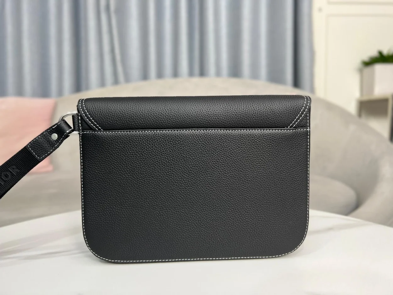 디올 새들 A4 파우치 클러치 백 블랙