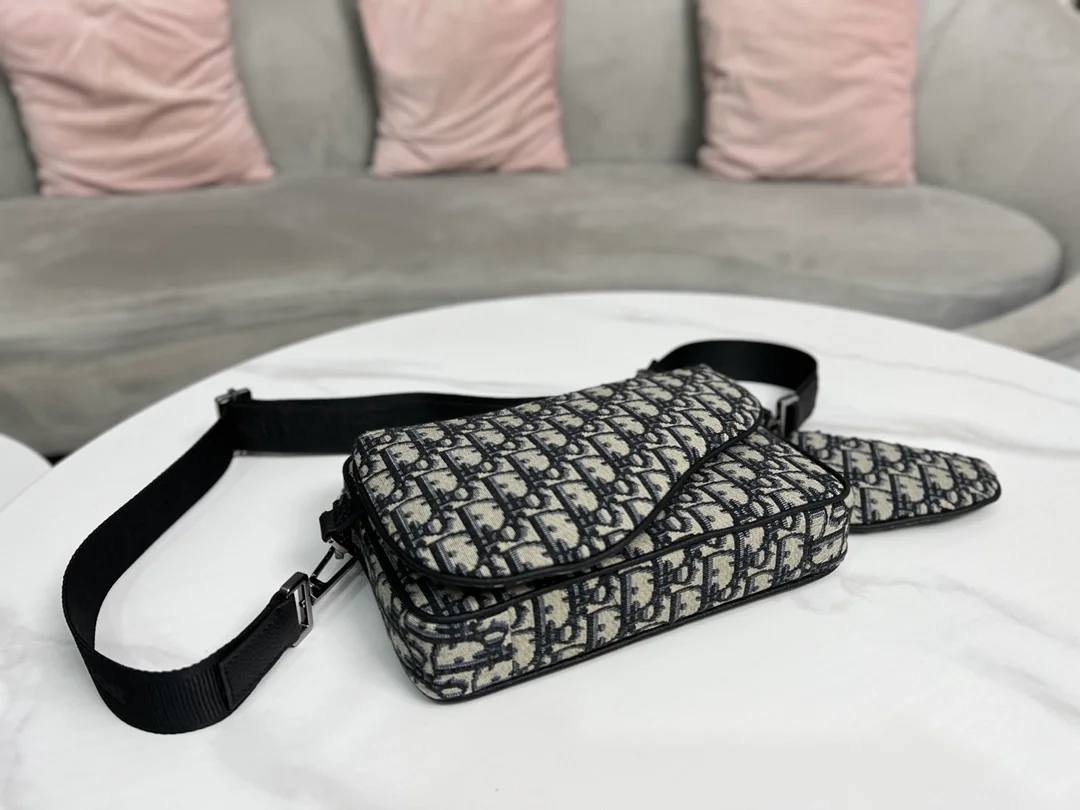 디올 새들 트리플 파우치 베이지