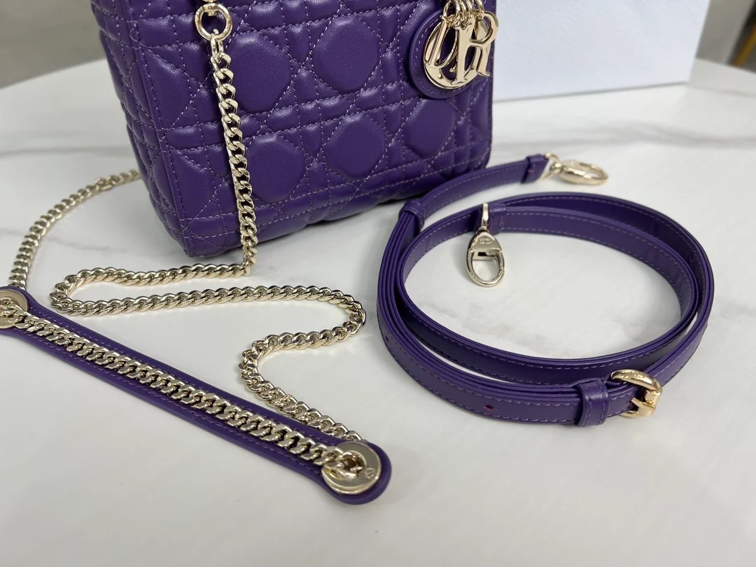 디올 레이디 미니 백 퍼플