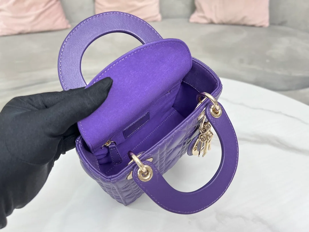디올 레이디 미니 백 퍼플