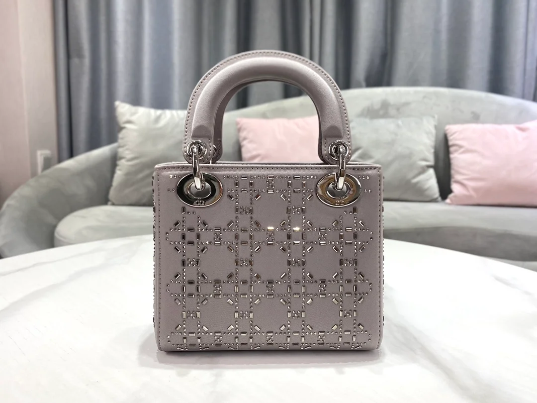 디올 레이디 그레이 라인 스톤 미니 백