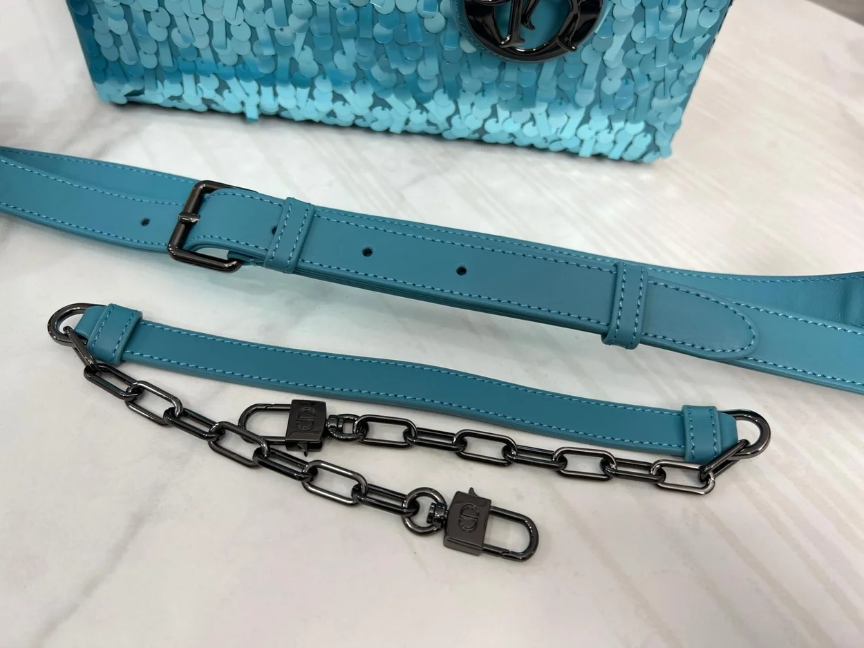 디올 레이디 D-JOY 비즈 자수 미디움 백