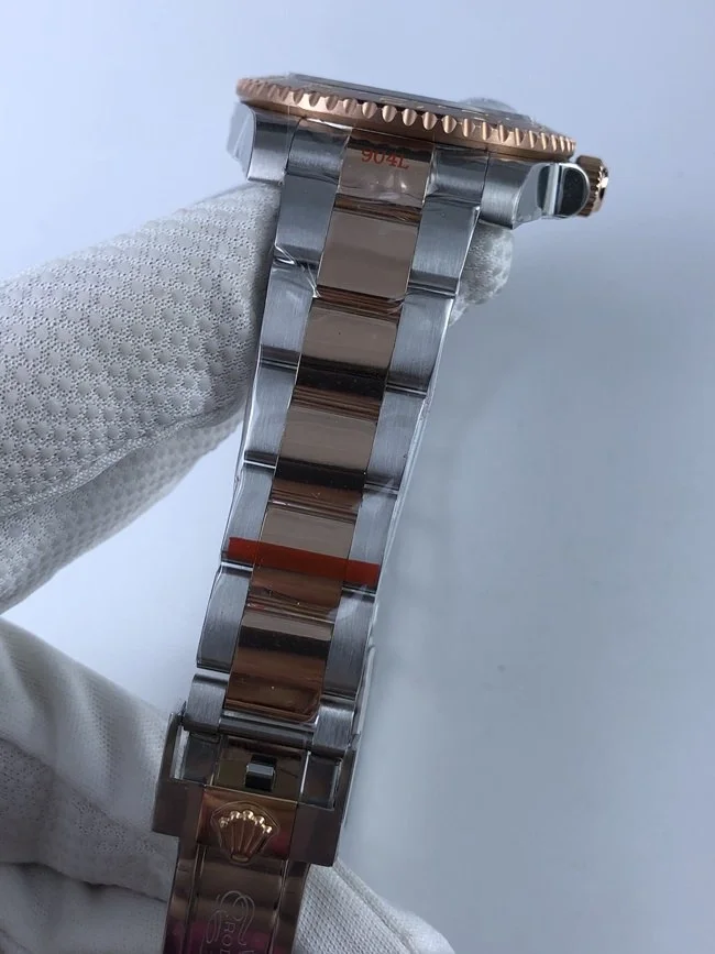 롤렉스 GMT 마스터2 126711 CHNR