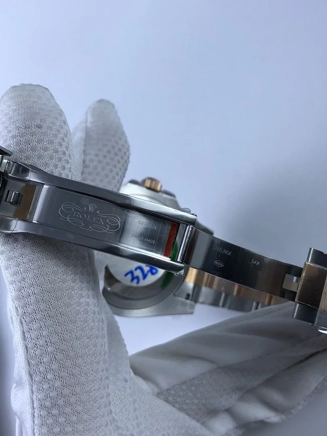 롤렉스 GMT 마스터2 126711 CHNR