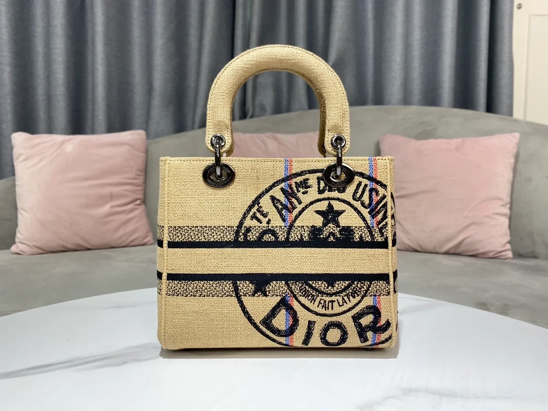 디올 레이디 D-LITE 미디움 백 베이지