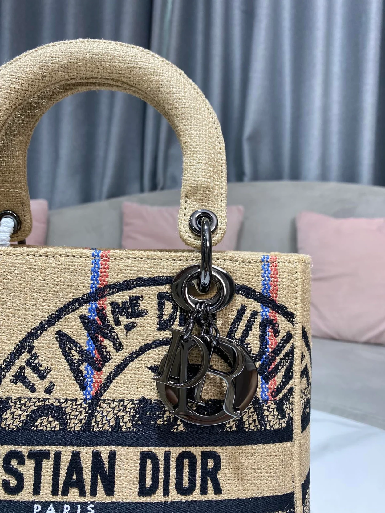 디올 레이디 D-LITE 미디움 백 베이지