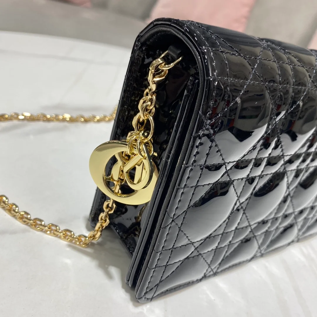 디올 레이디 페이던트 파우치 블랙