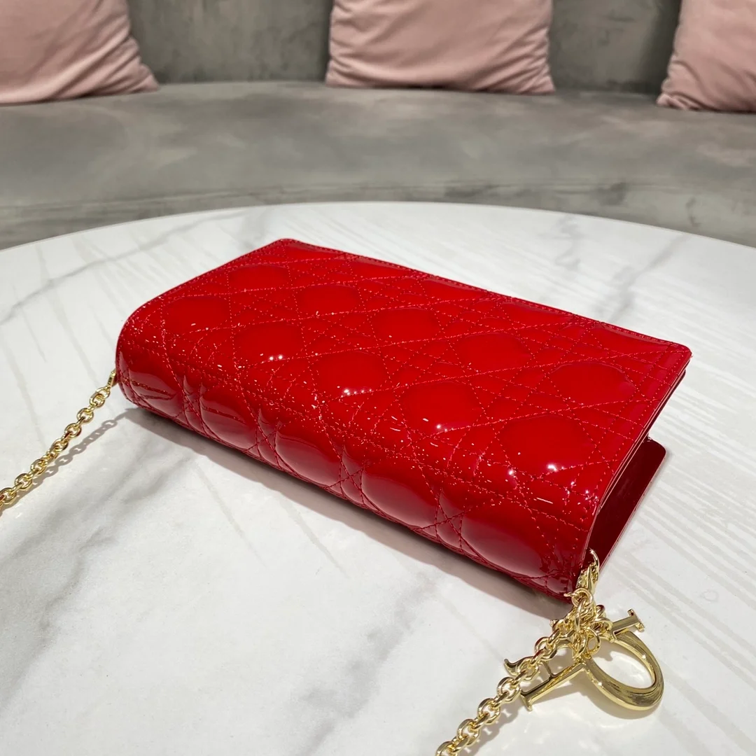 디올 레이디 페이던트 파우치 레드