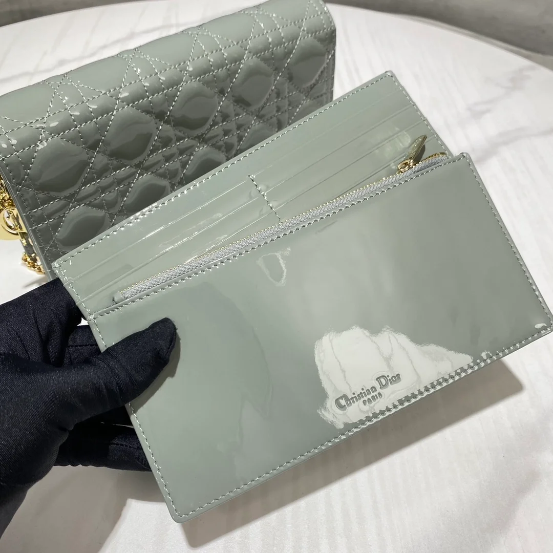 디올 레이디 페이던트 파우치 그레이