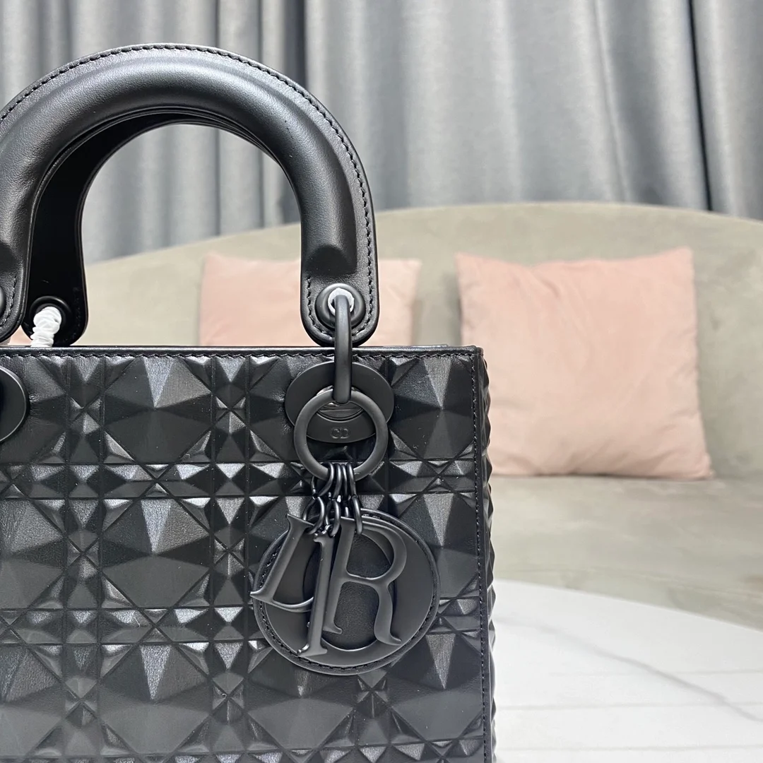 디올 레이디 ABCDIOR 다이아몬드 백 블랙