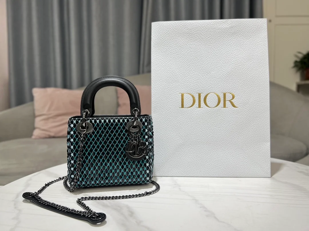 디올 레이디 미니 백 블랙 민트